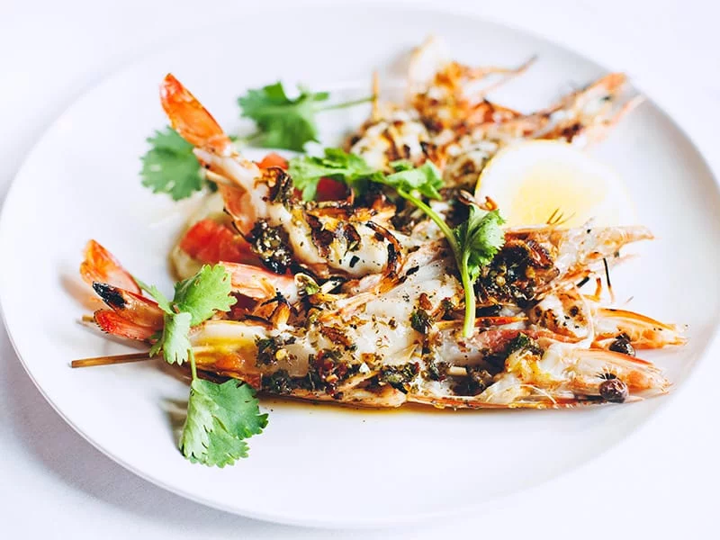 BBQ KING PRAWNS WITH AVOCADO AND FRESH TOMATO SALSA