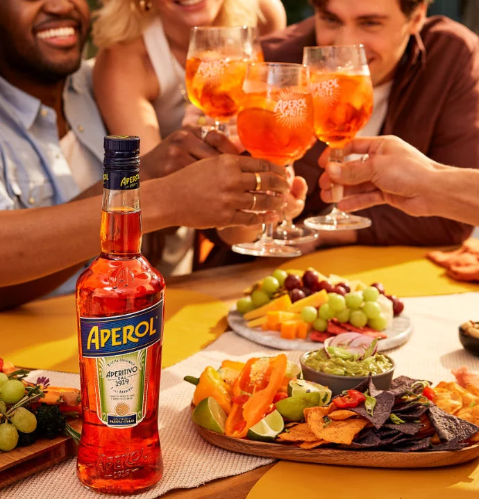 Aperol Spritz Food Pairings: A Taste of La Dolce Vita
