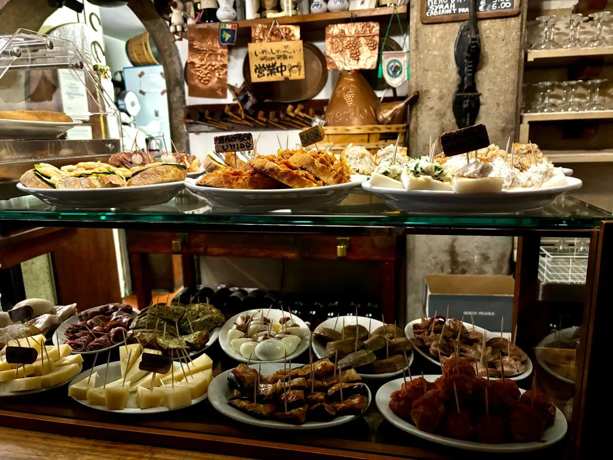 Was sind Cicchetti: Venedigs traditionelle Häppchen